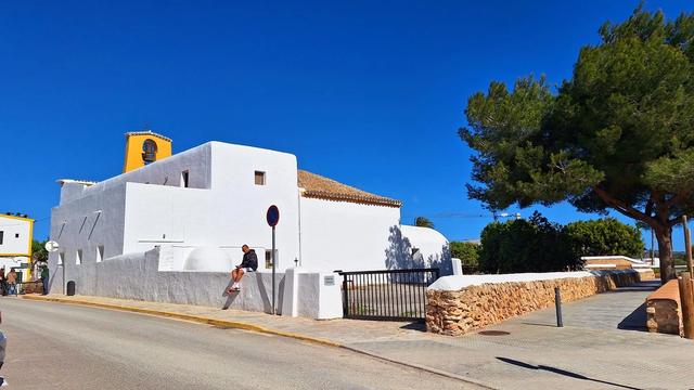 Santa Gertrudis Church
