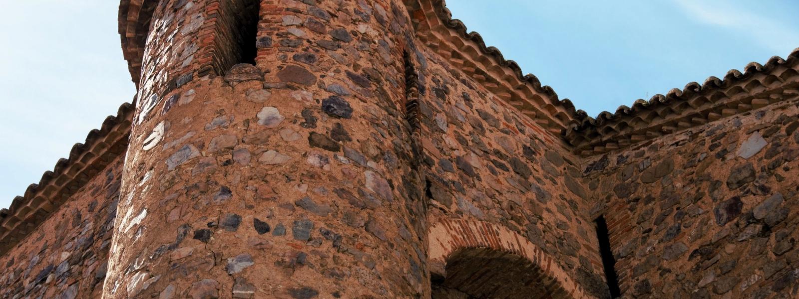 Historic Aragon: 11 Castles, Mudéjar Towers and Stone Villages