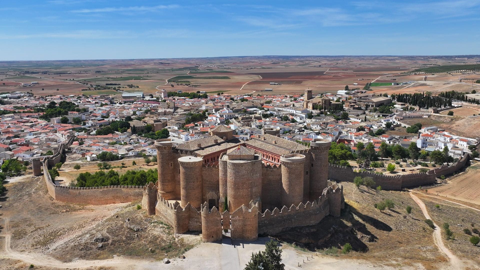 Замок Бельмонте