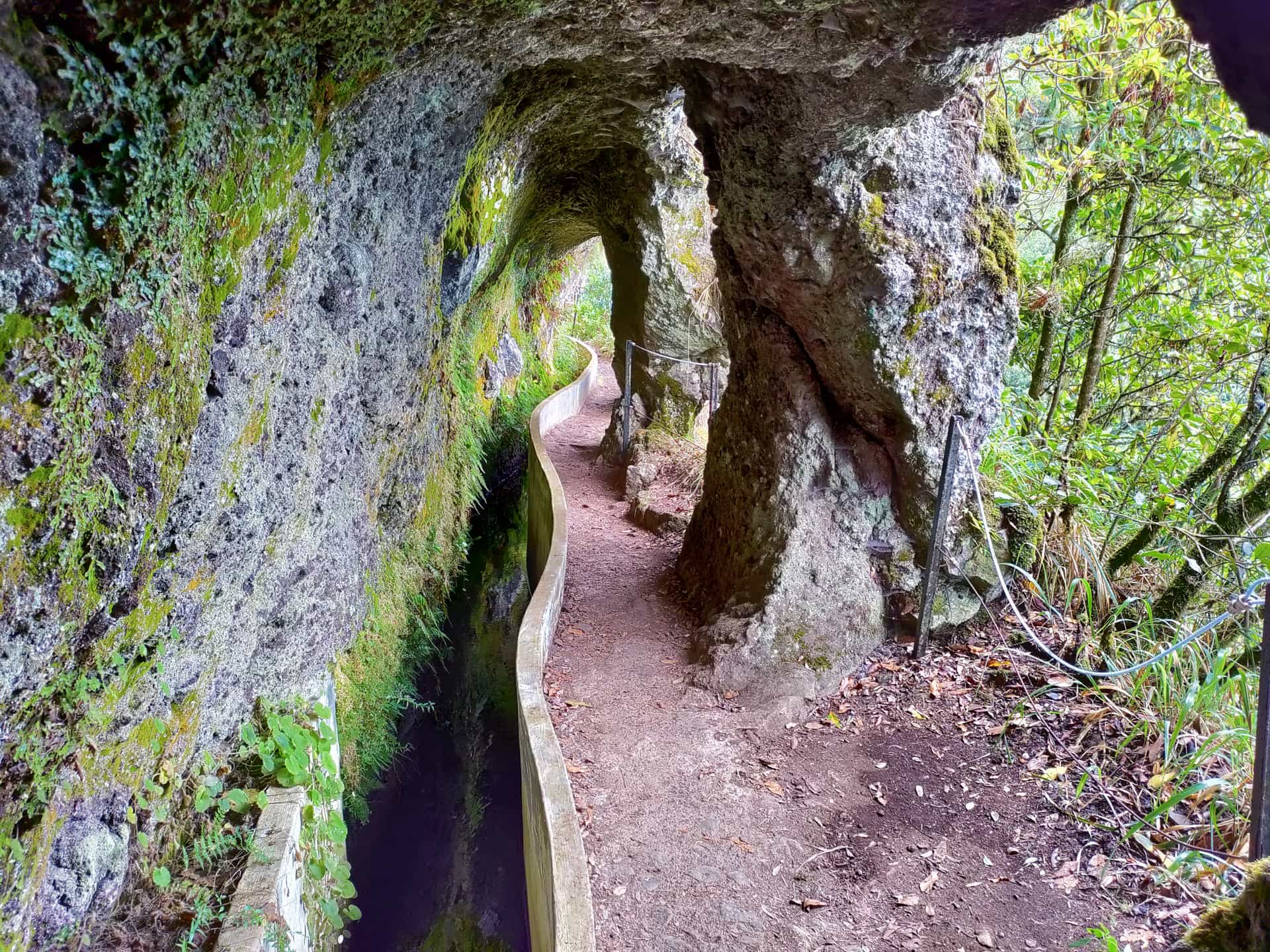 Тропа Левада-ду-Фураду (PR10)