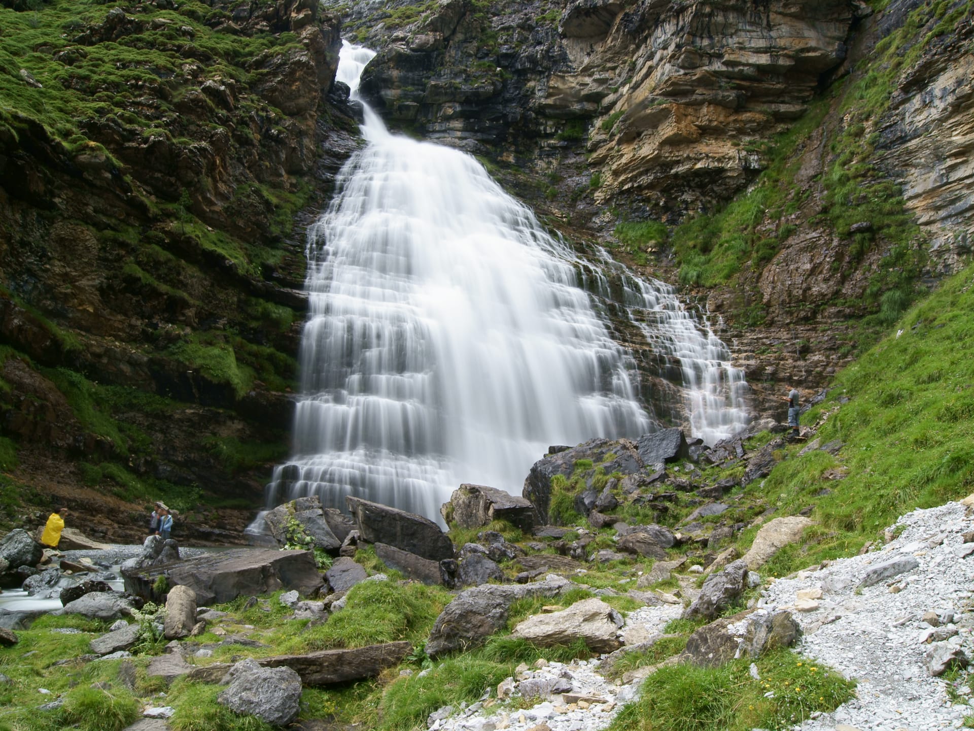 Водопад Кола-де-Кабальо