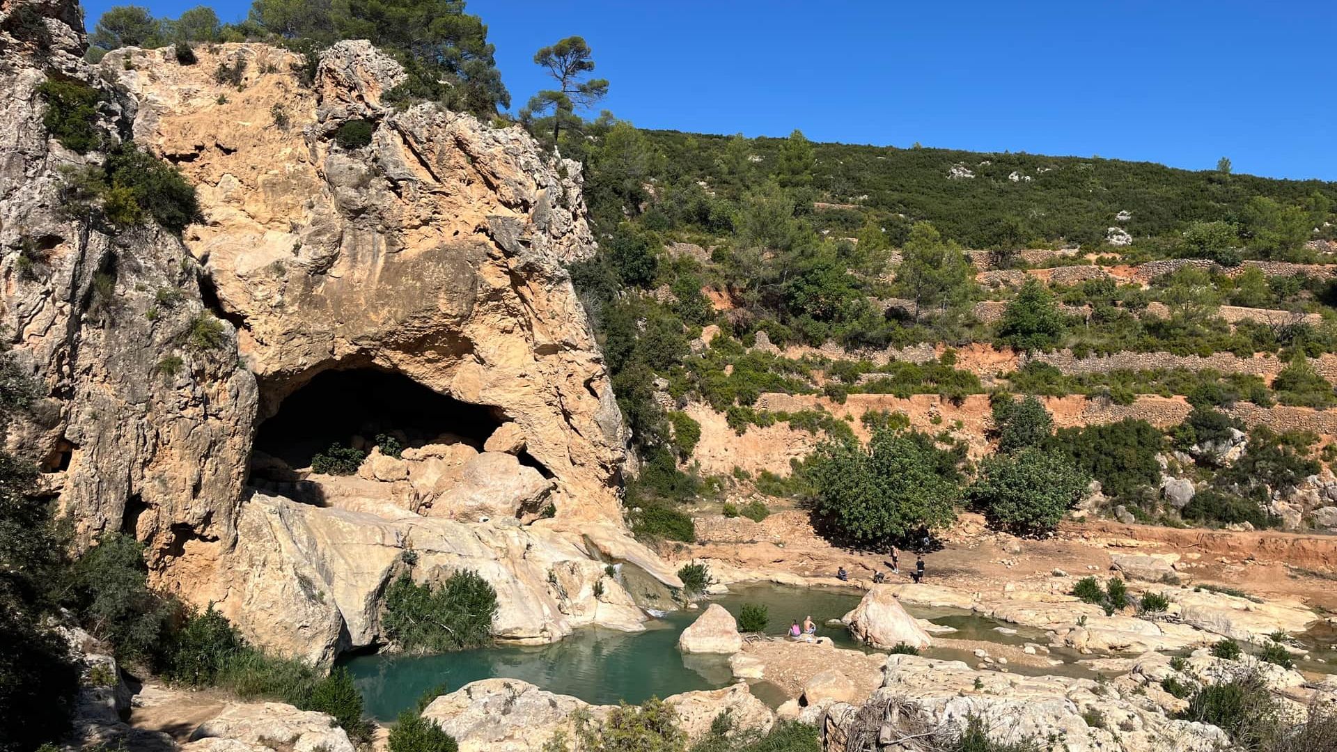 Пещера Лас-Паломас