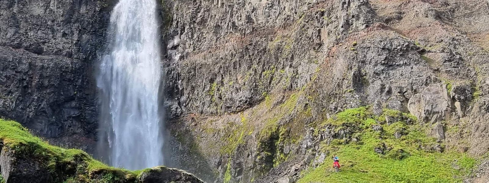 Lambagil Waterfall