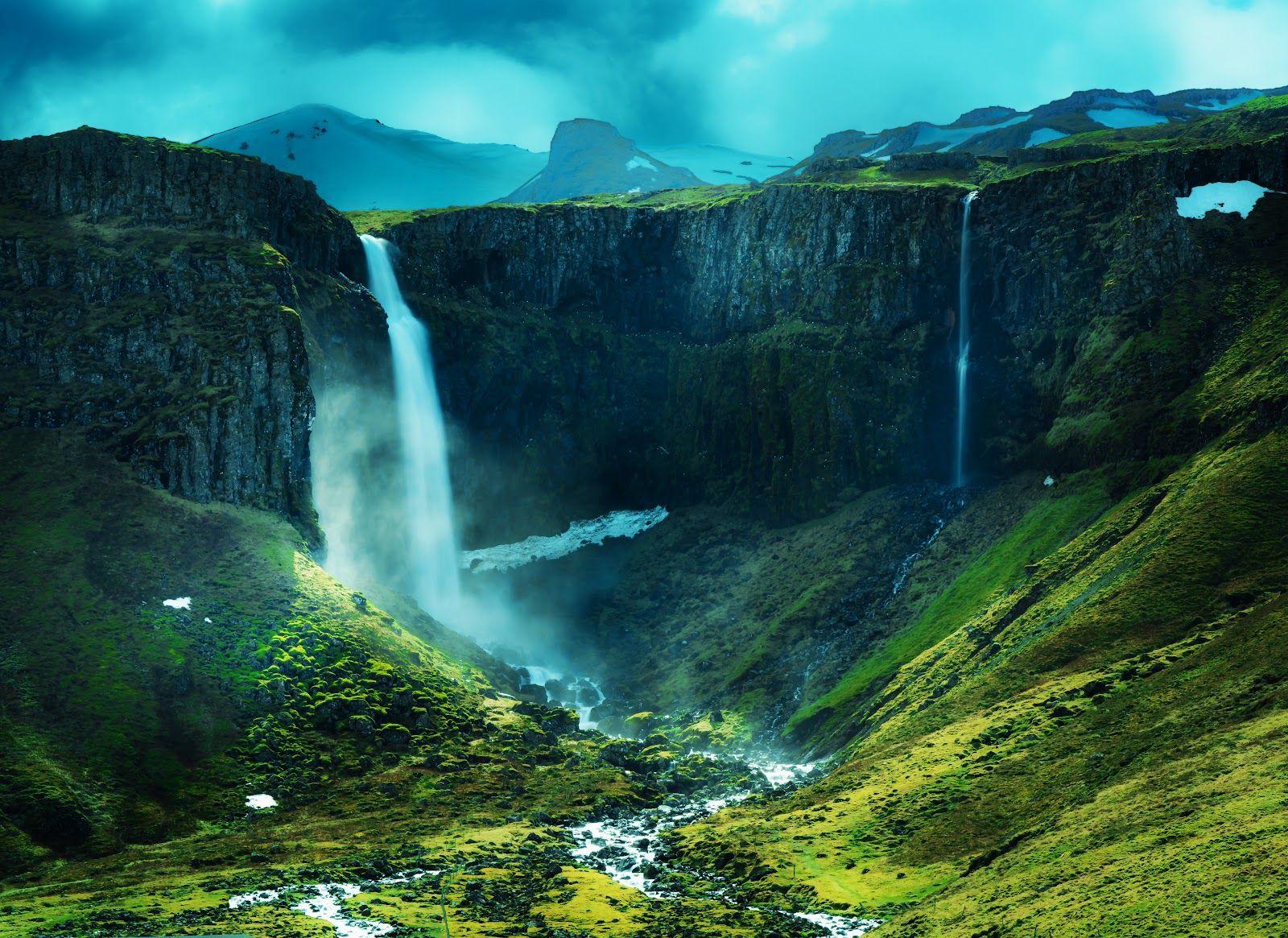 Grundarfoss Waterfall