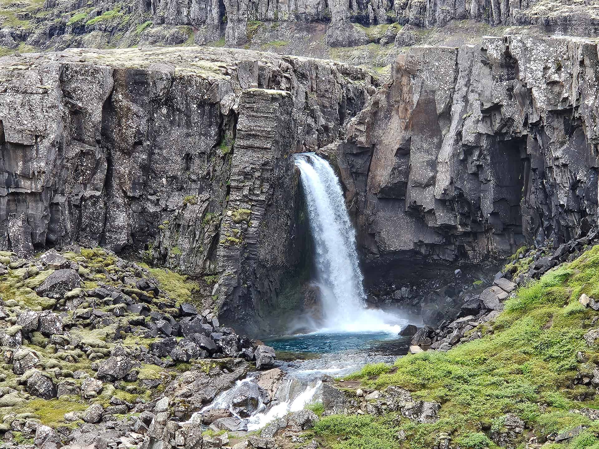 Folaldafoss Waterfall