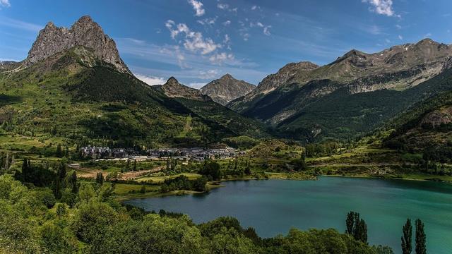 Сальєнт-де-Гальєго