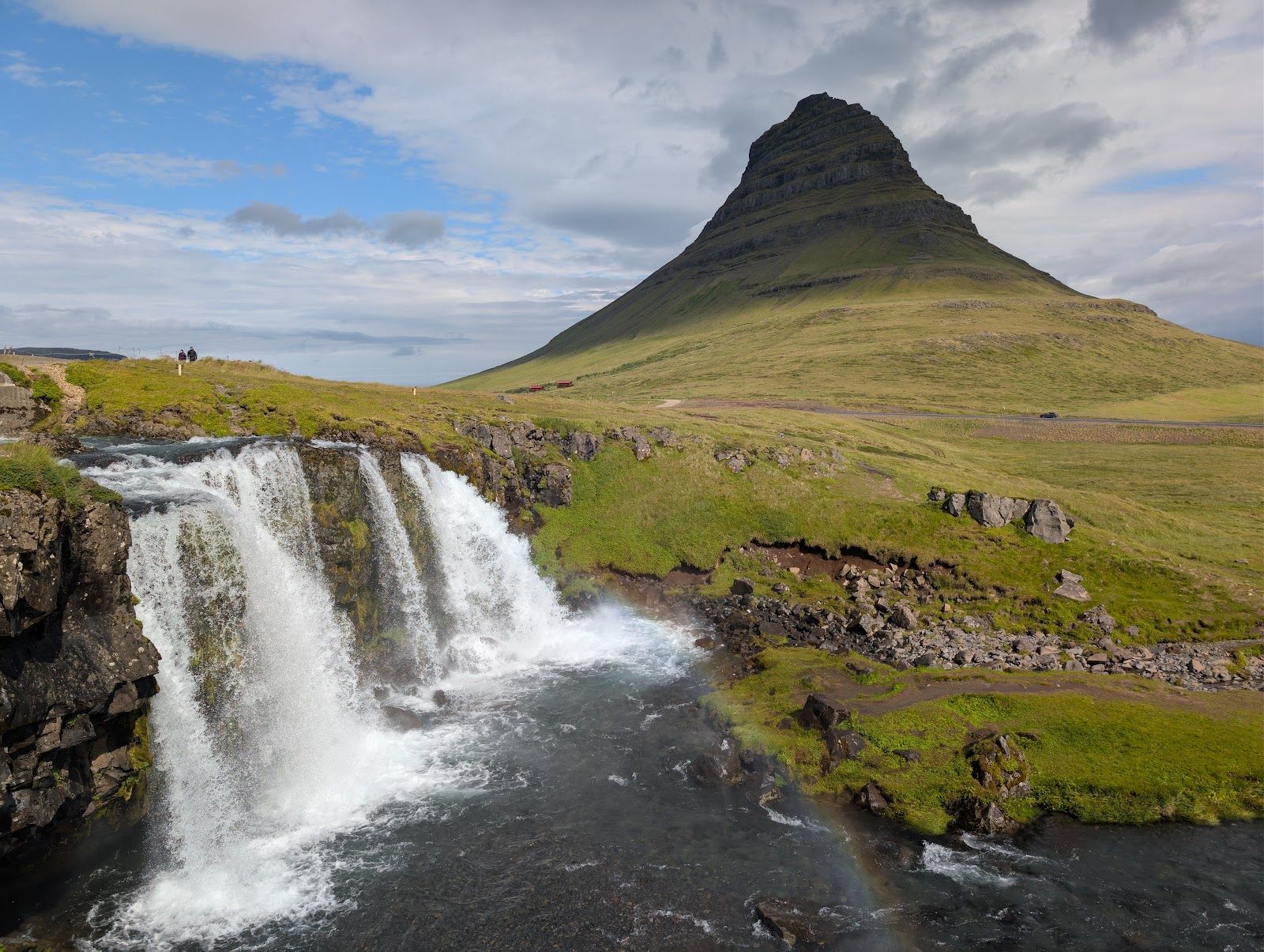 Kirkjufell Waterfall Viewpoint