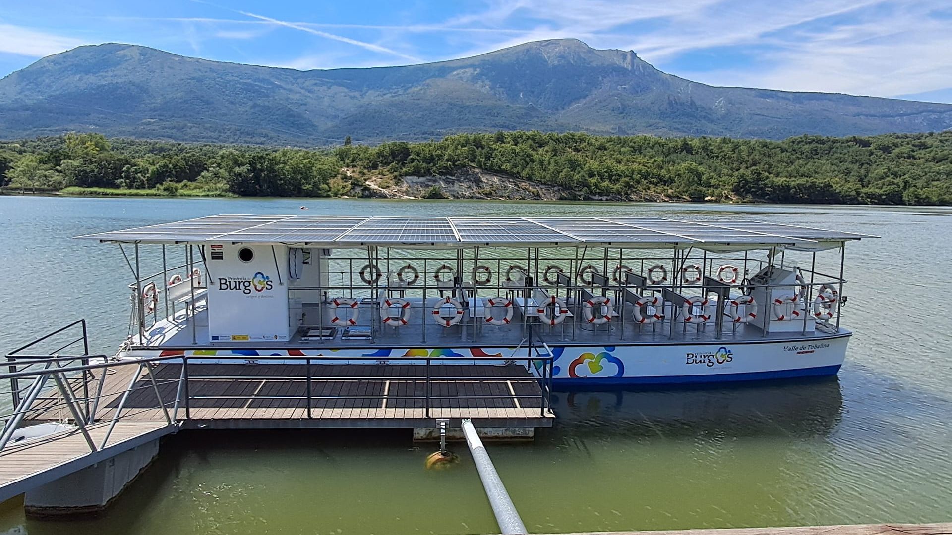 Электросолнечный катер долины Тобалина