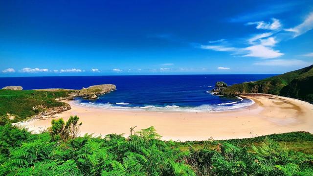 Torimbia Beach
