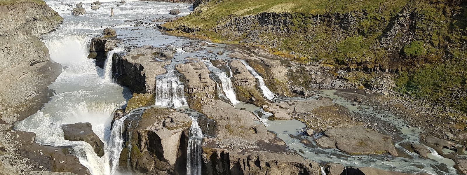 Водоспад Динкюр