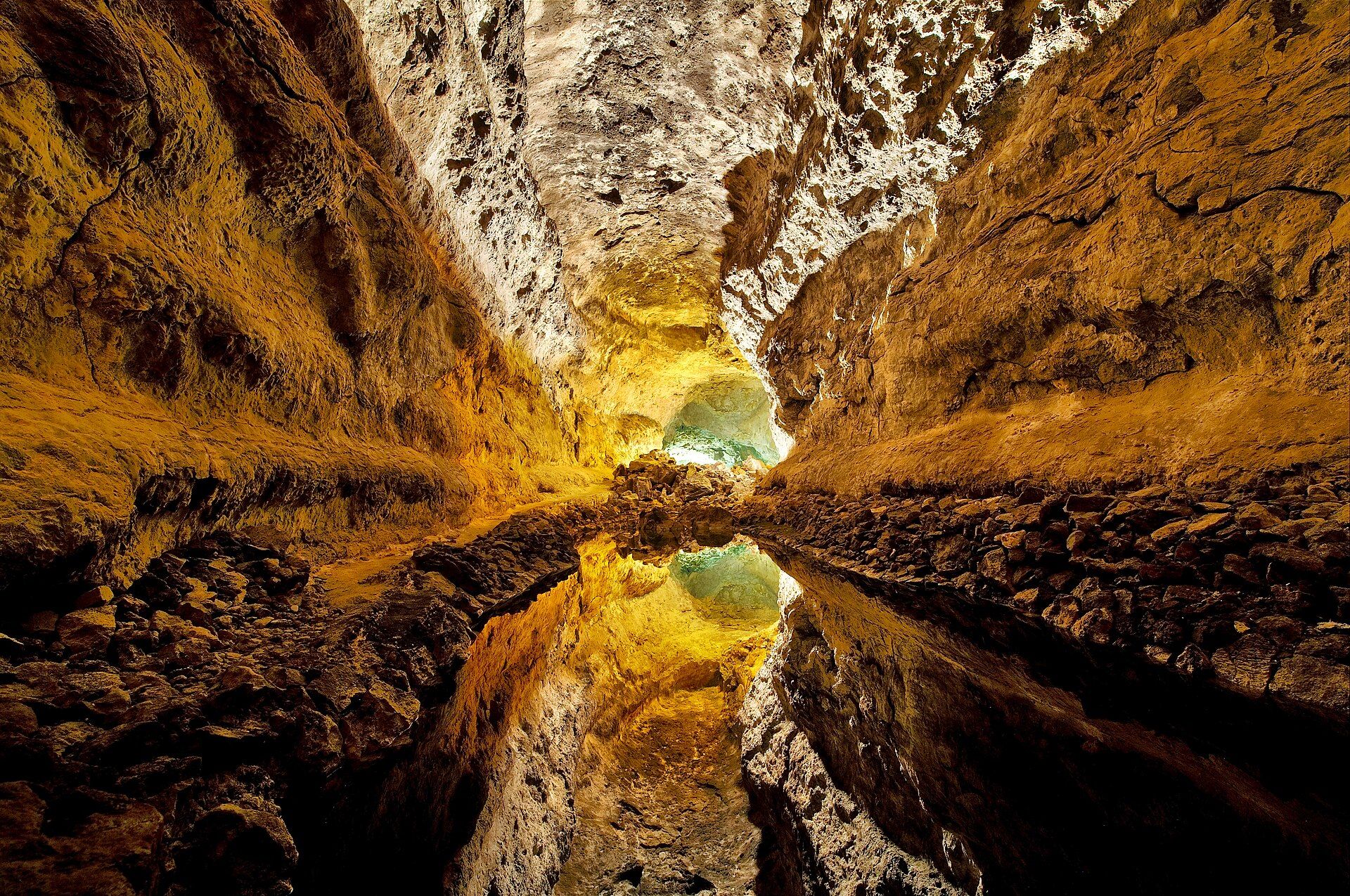 Cueva de los Verdes