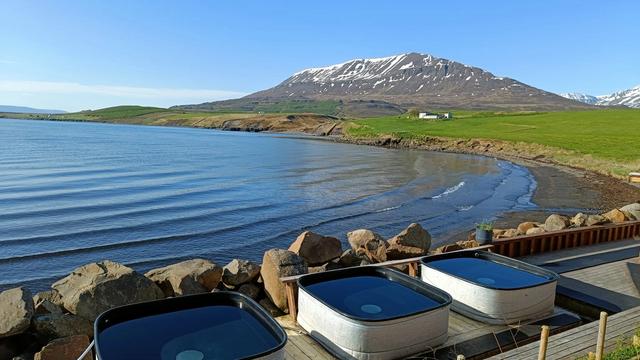 Купальни на пляже Хауганес