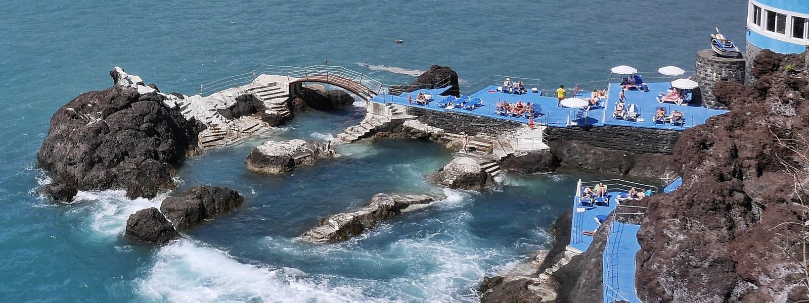 Doca do Cavacas Natural Pools