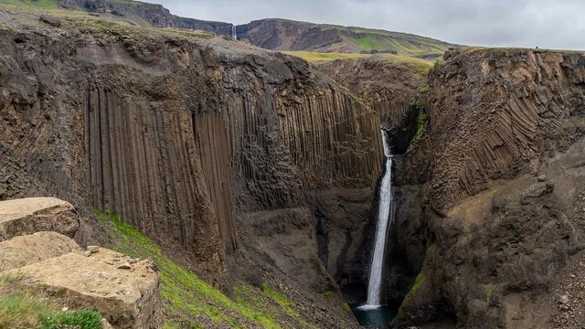 Водопад Литланесфосс