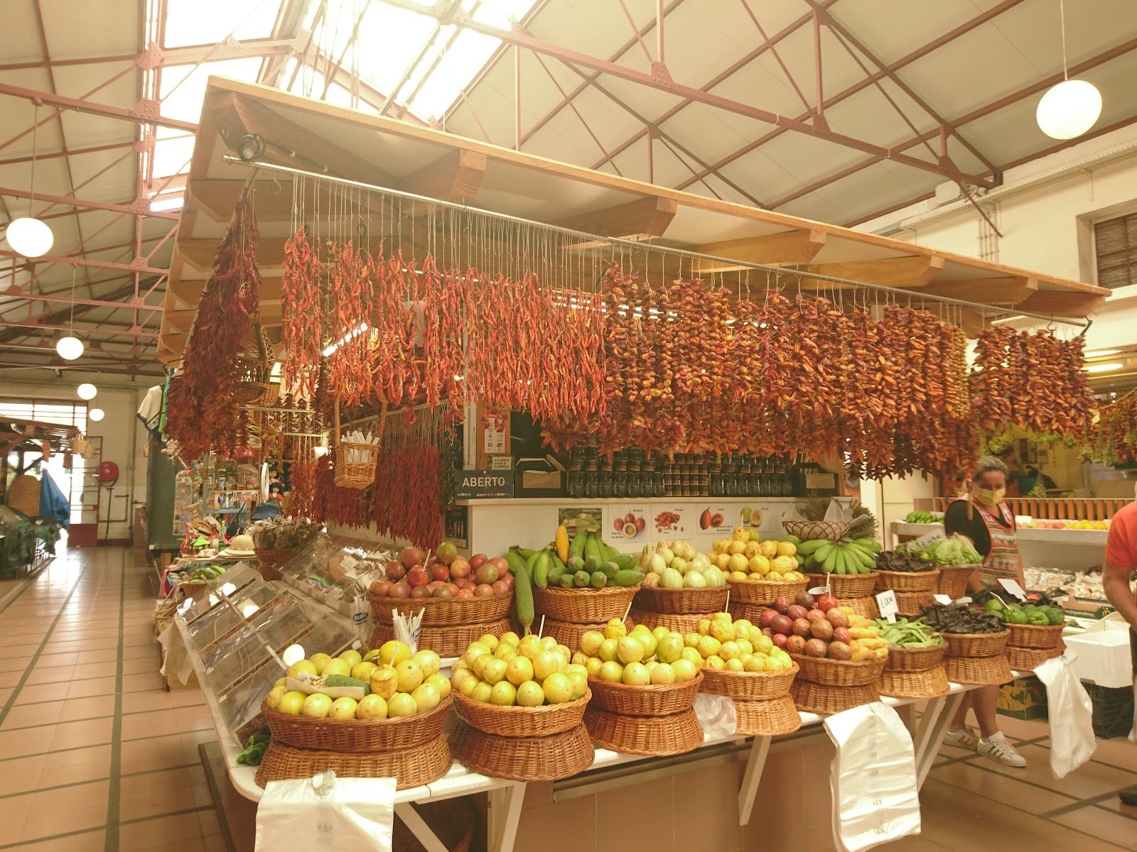 Mercado dos Lavradores (farmers' market)