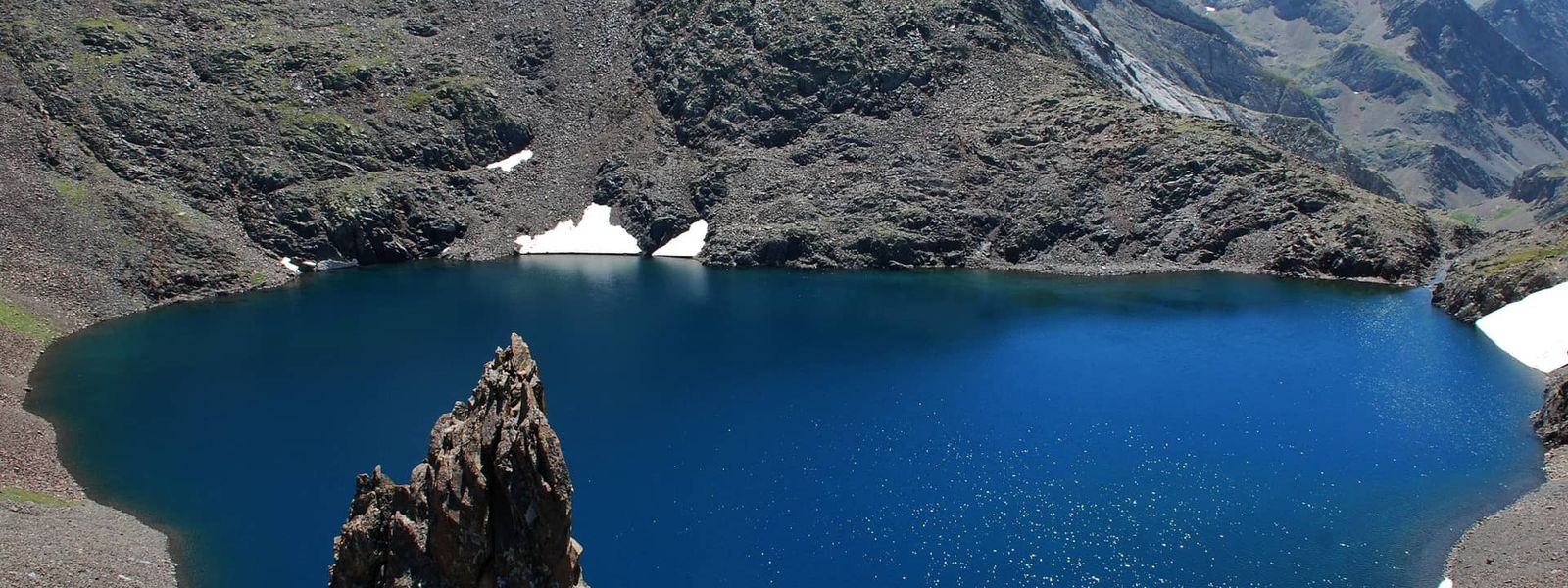 Lake Ibon de Tebarray