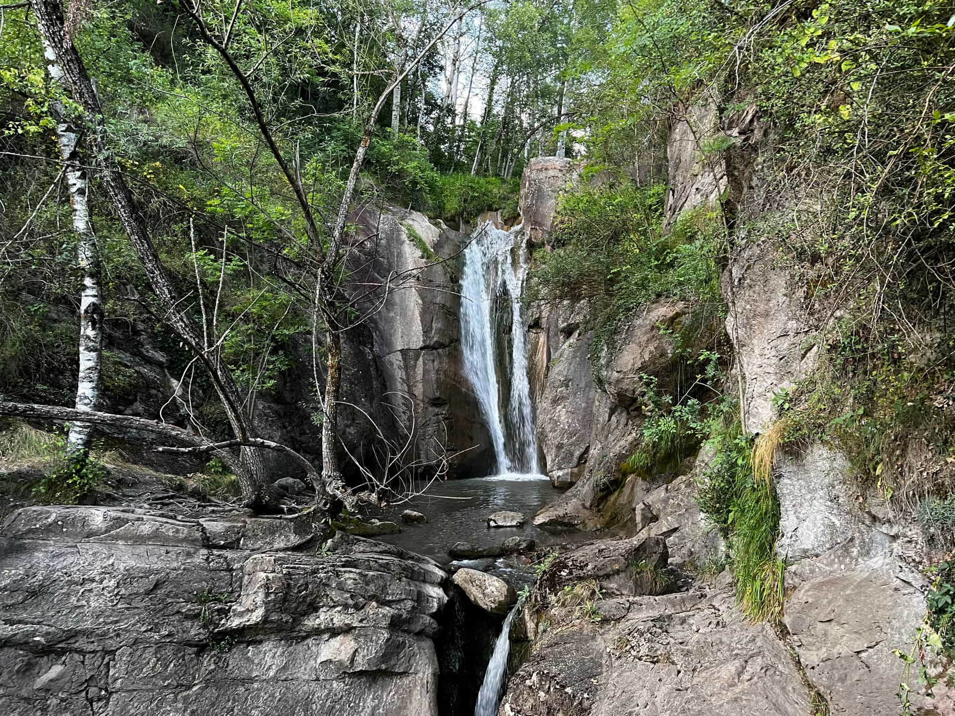 Второй водопад ущелья Лири
