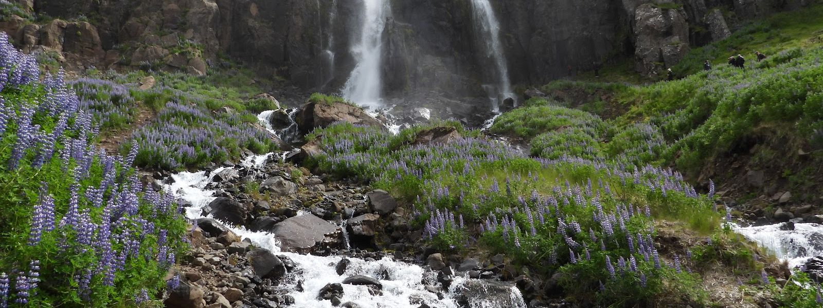 Búðareyrarfoss Waterfall