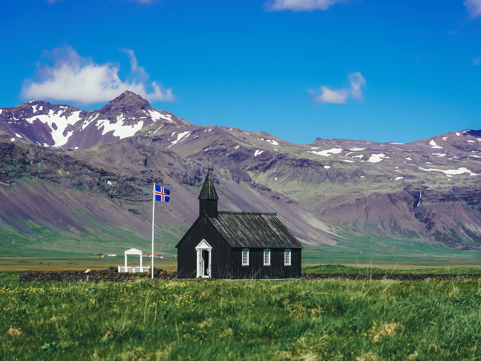 Будірська чорна церква