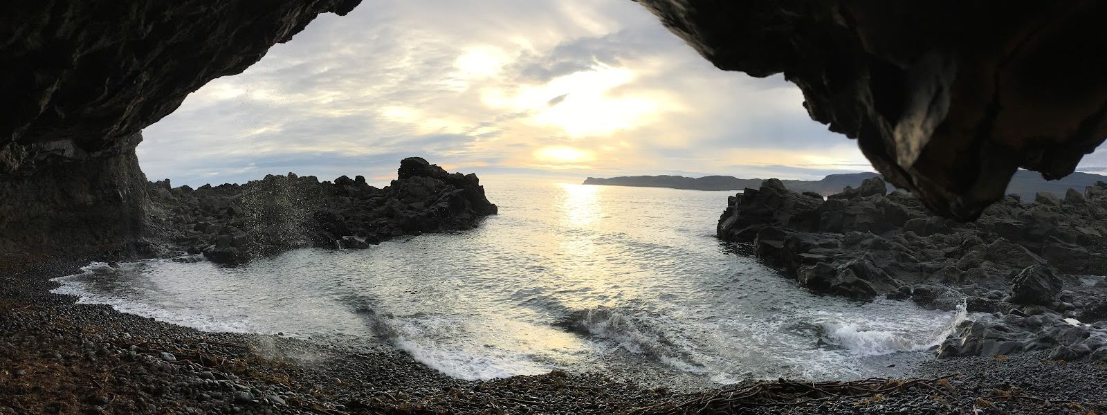 Páskahellir (Easter Cave)