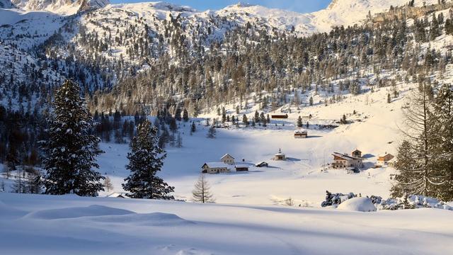 The Dolomites in winter: what to do with and without skis