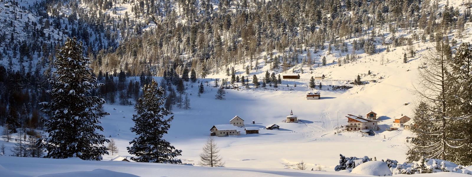 The Dolomites in winter: what to do with and without skis