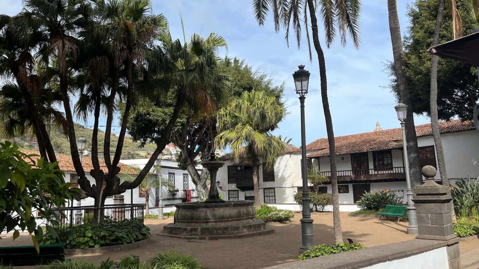 Дом де-лос-Рейес