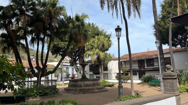 Дом де-лос-Рейес