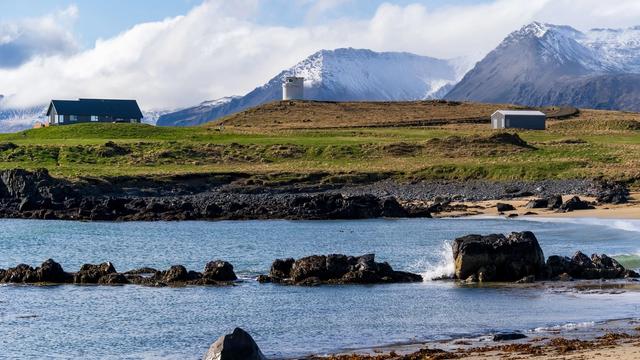 Пляж Итри-Тунга