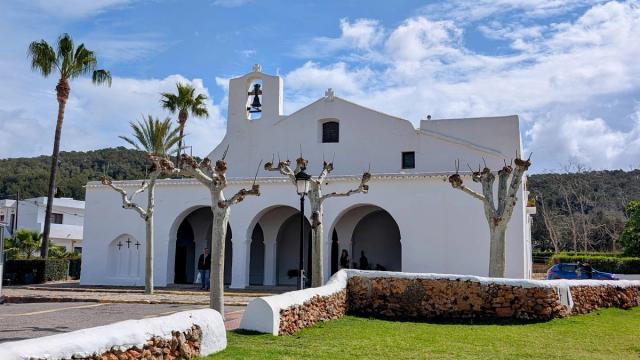 Sant Carles de Peralta Church