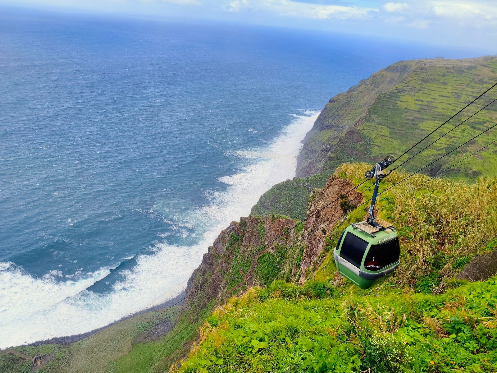 Teleférico das Achadas da Cruz