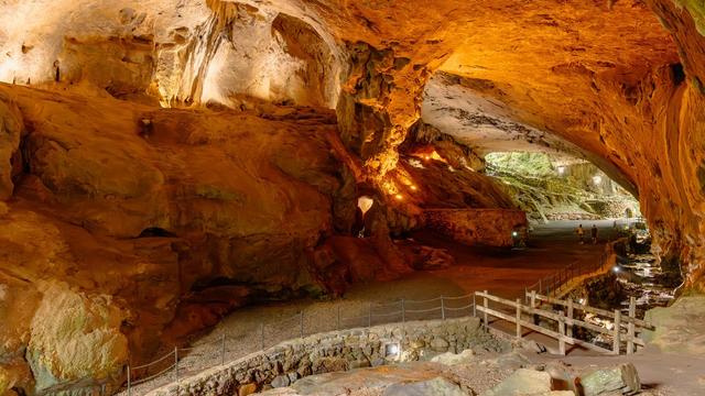 Пещеры Сугаррамурди