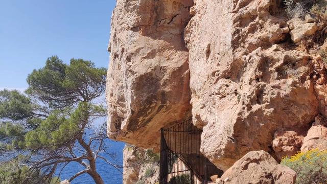 Ses Fontanelles Cave