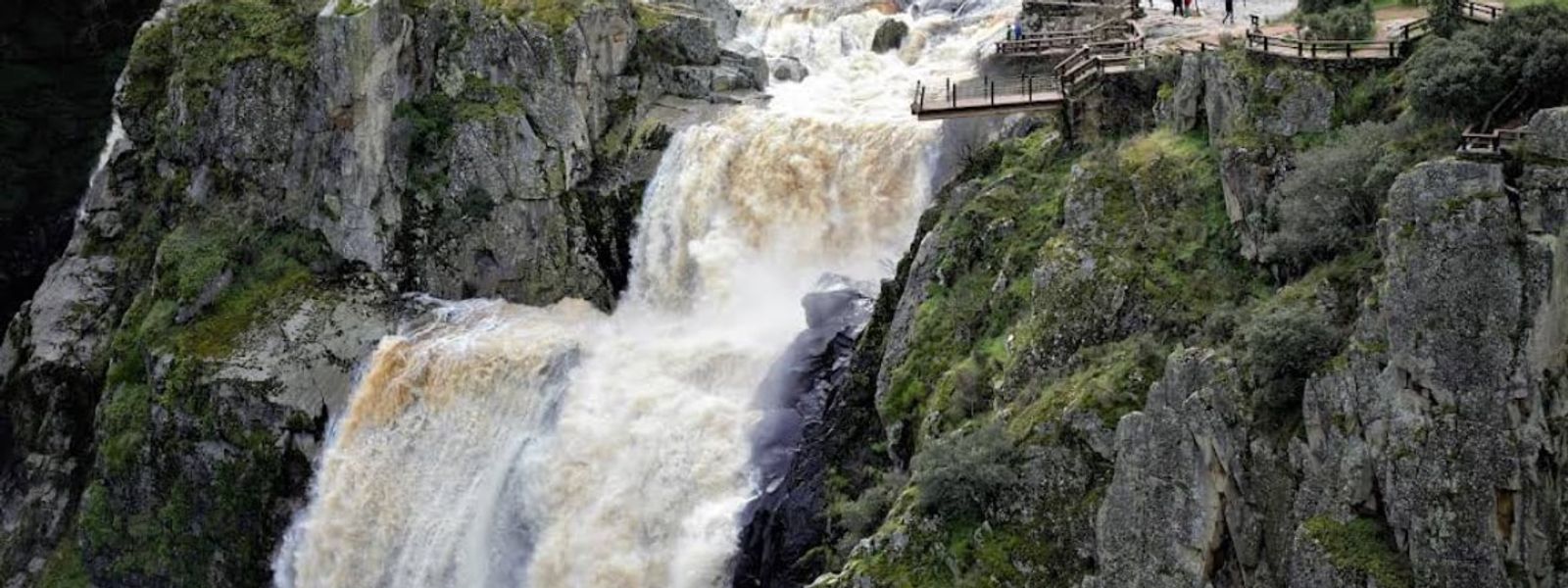 Pozo de los Humos Waterfall