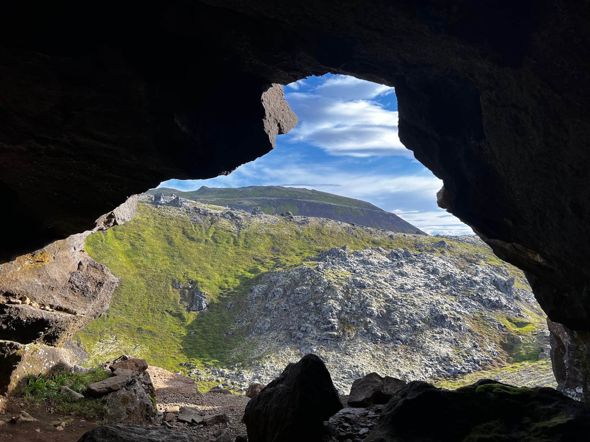 Печера Сёнгхедлір