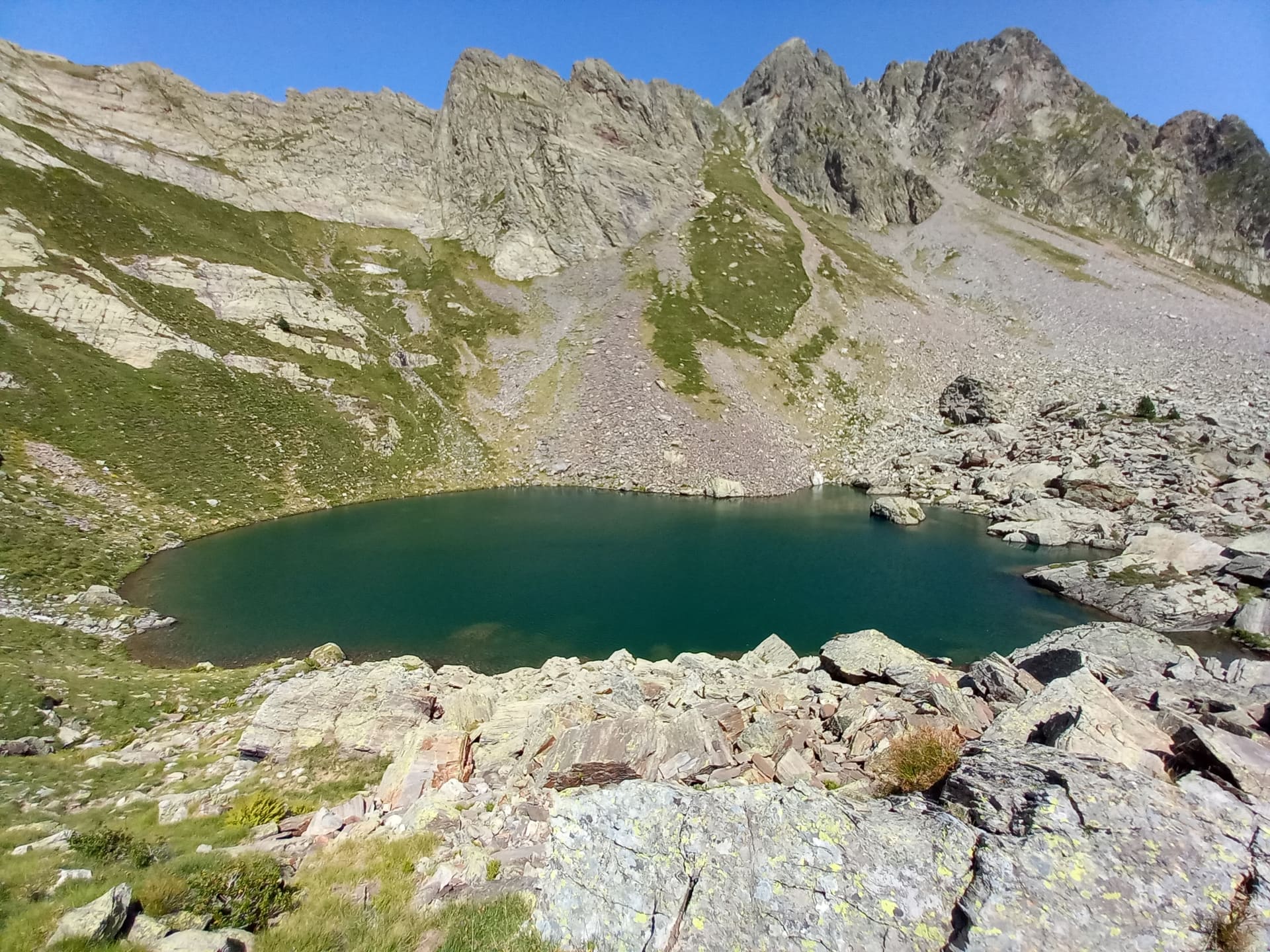 Озеро Солана-де-Горгутес