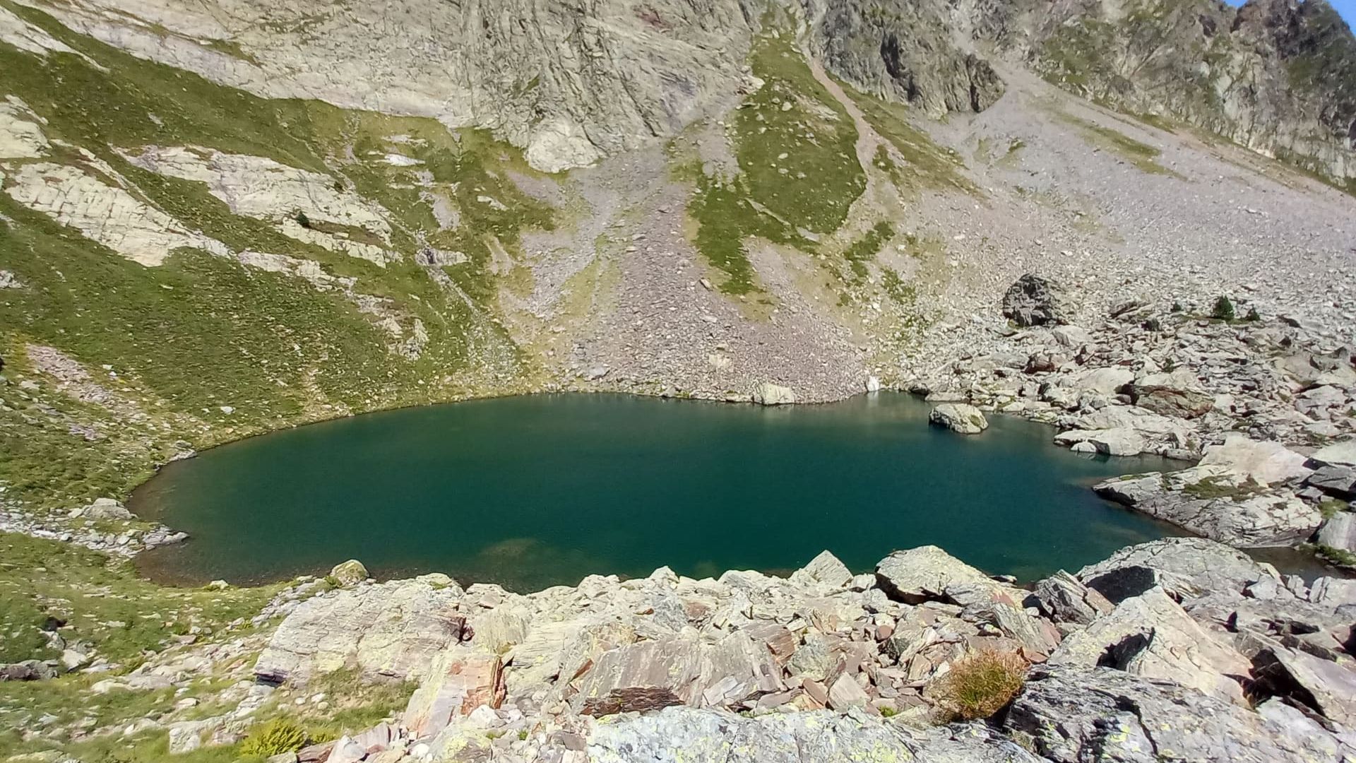 Озеро Солана-де-Горгутес