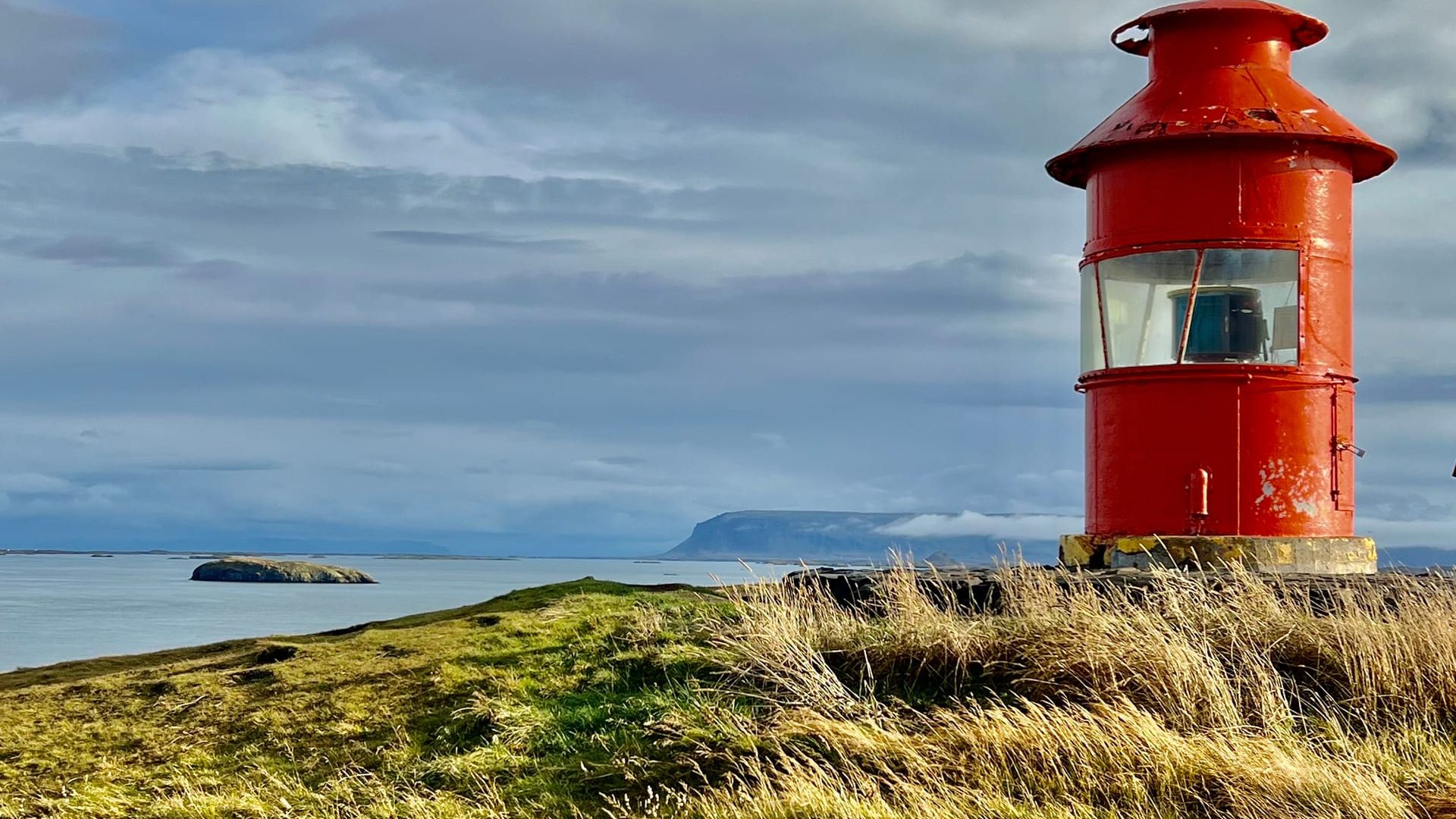 Маяк острова Сугандісей