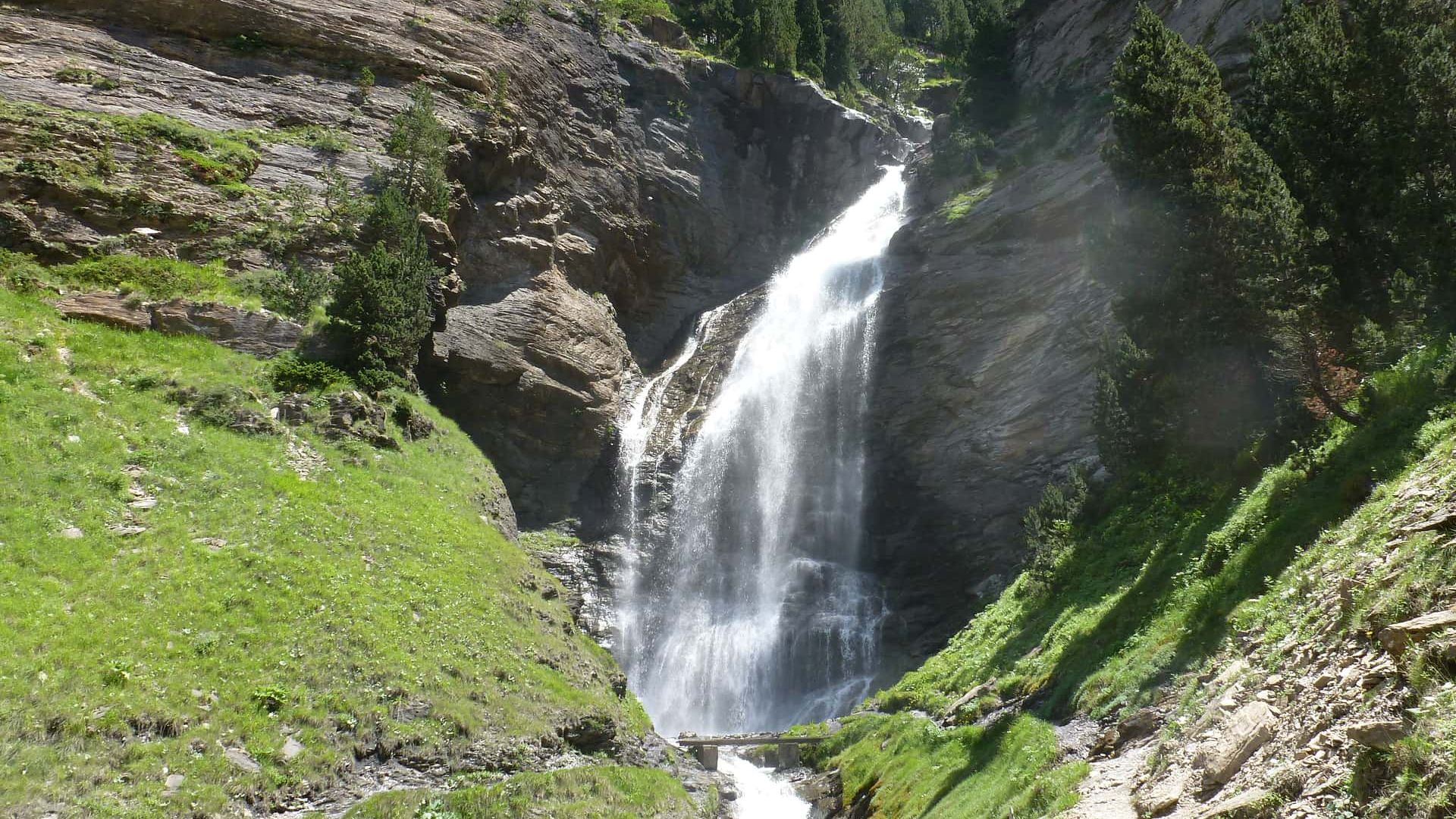 Водоспад Ардонес