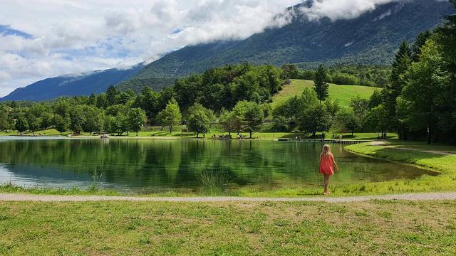 Озеро Нембія