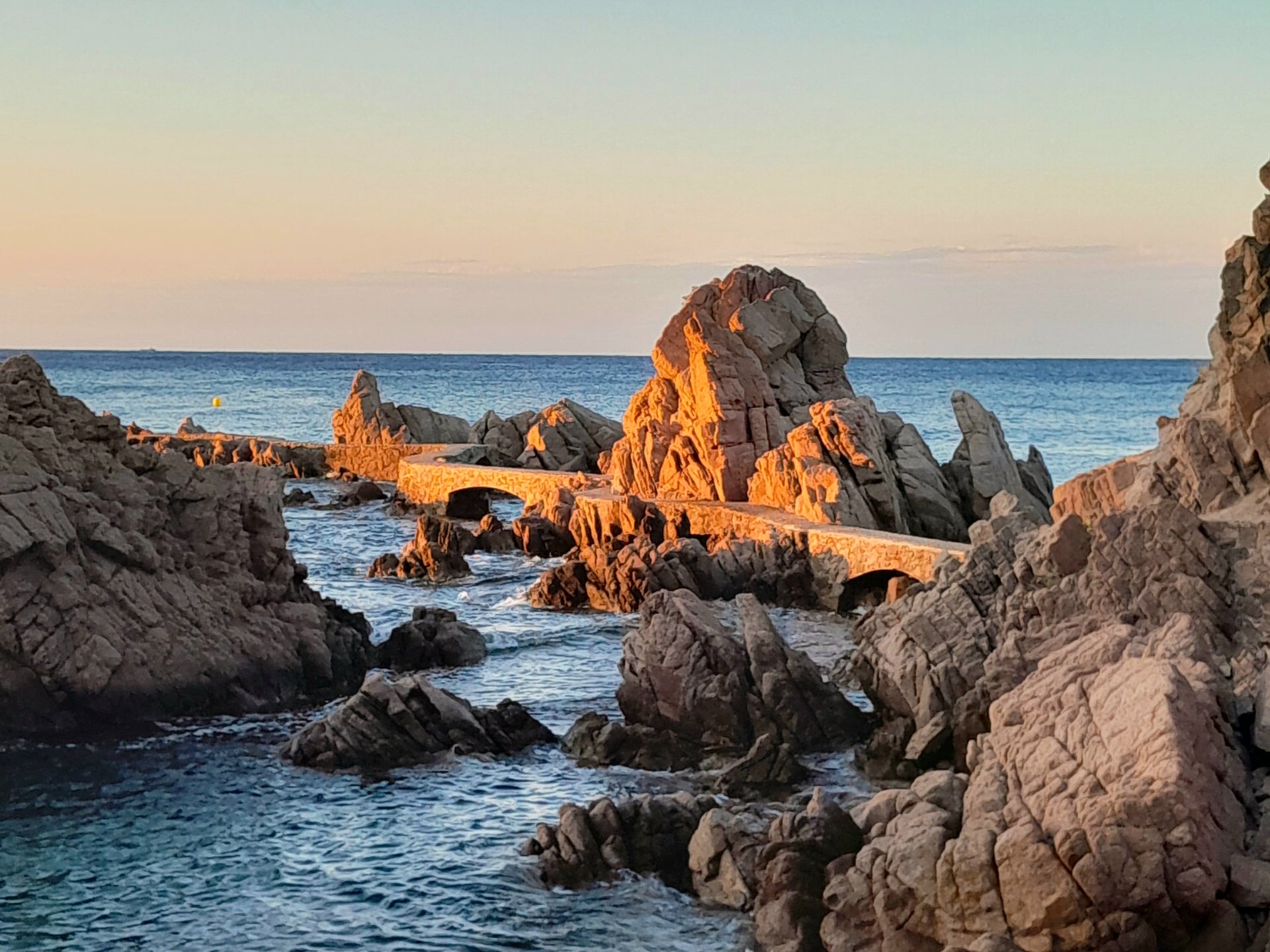 Бухта Кан’єт