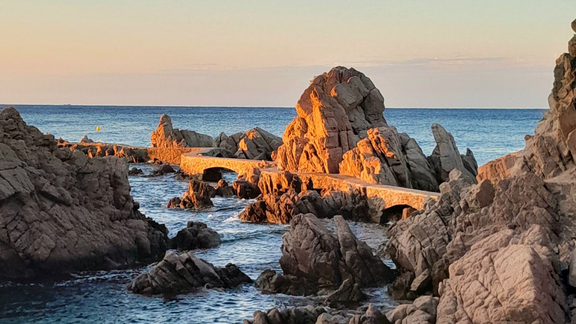 Бухта Кан’єт