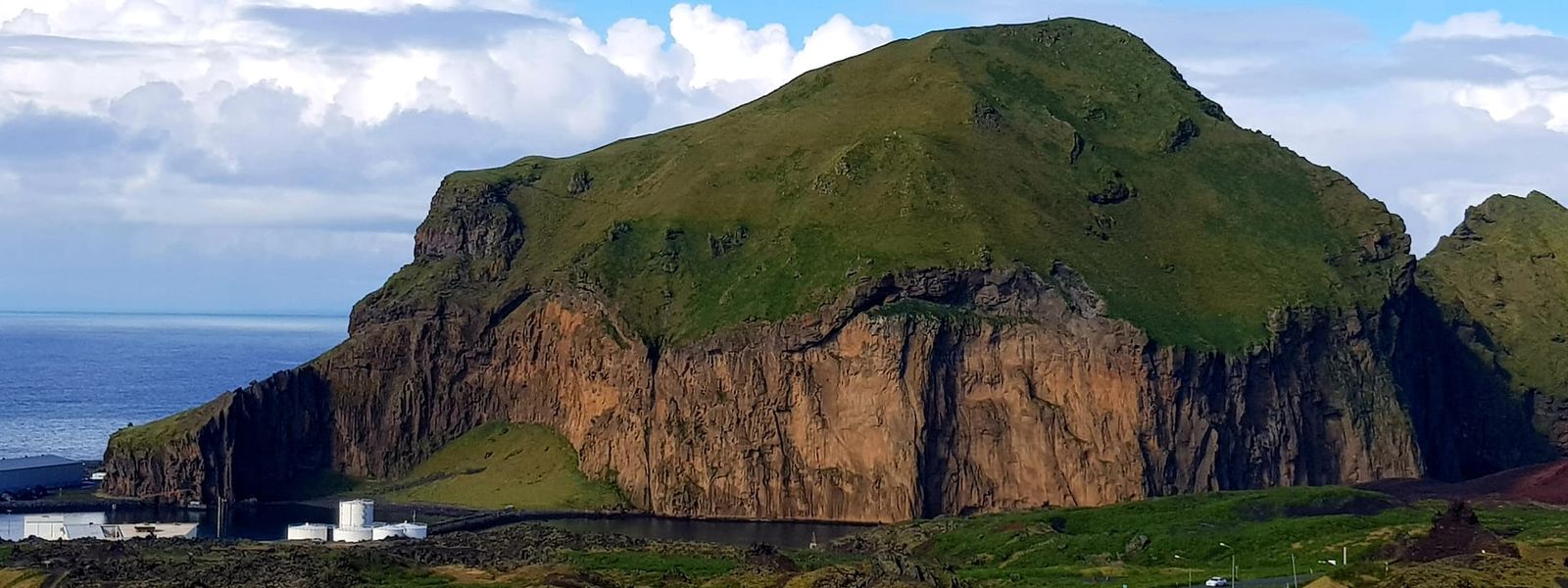 Heimaklettur Rock