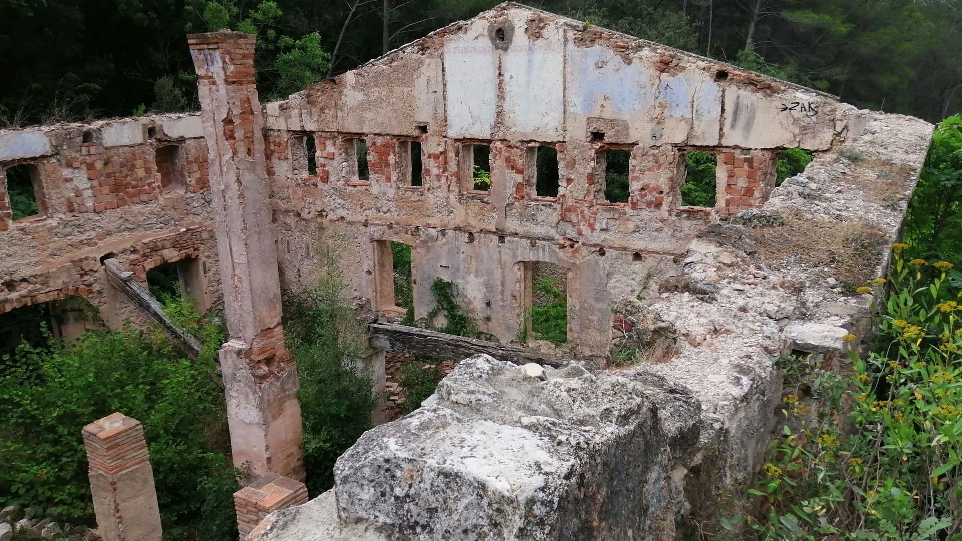 Старая гидроэлектростанция