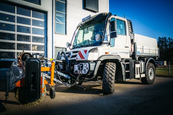 Pārdošanā: Mazlietots Mercedes-Benz Unimog U318 (2019)!