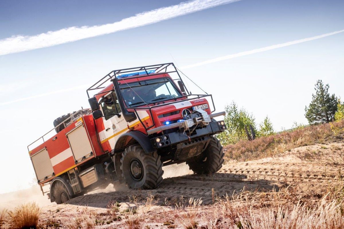 Mercedes-Benz UNIMOG