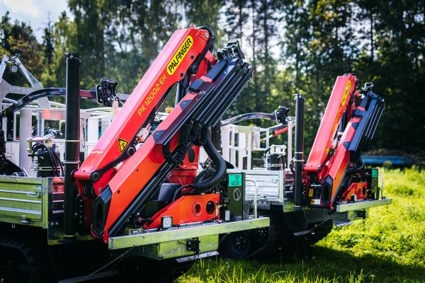 Nododam AS Sadales tīkls trīs jaunus Prinoth Panther T6 kāpurķēžu traktorus