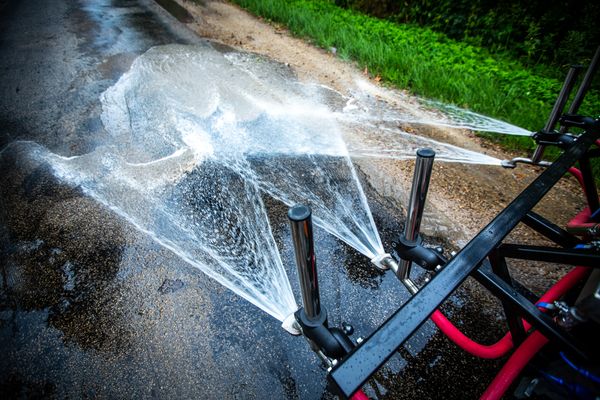 Esam uzprojektējuši un uzbūvējuši jaunu ūdens laistīšanas sistēmu