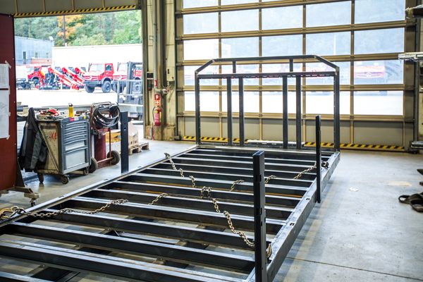 Top jauna kravas kaste