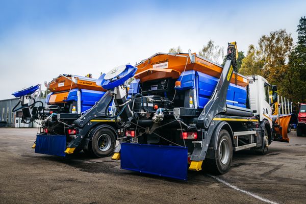 Palīdzējām CleanR grupas uzņēmumam Vizii Urban sagatavoties ziemas sezonai.